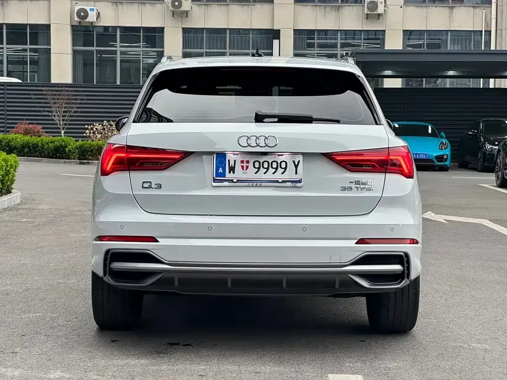 Audi Q3 — фото 5