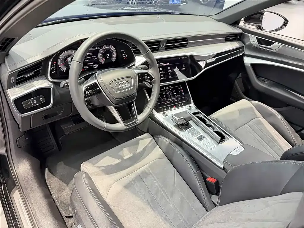 Audi A6L — фото 7