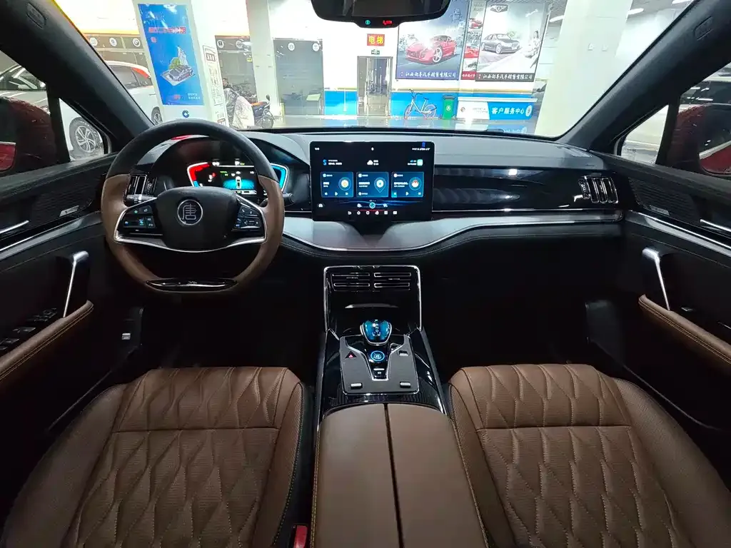 BYD Tang New Energy — фото 10