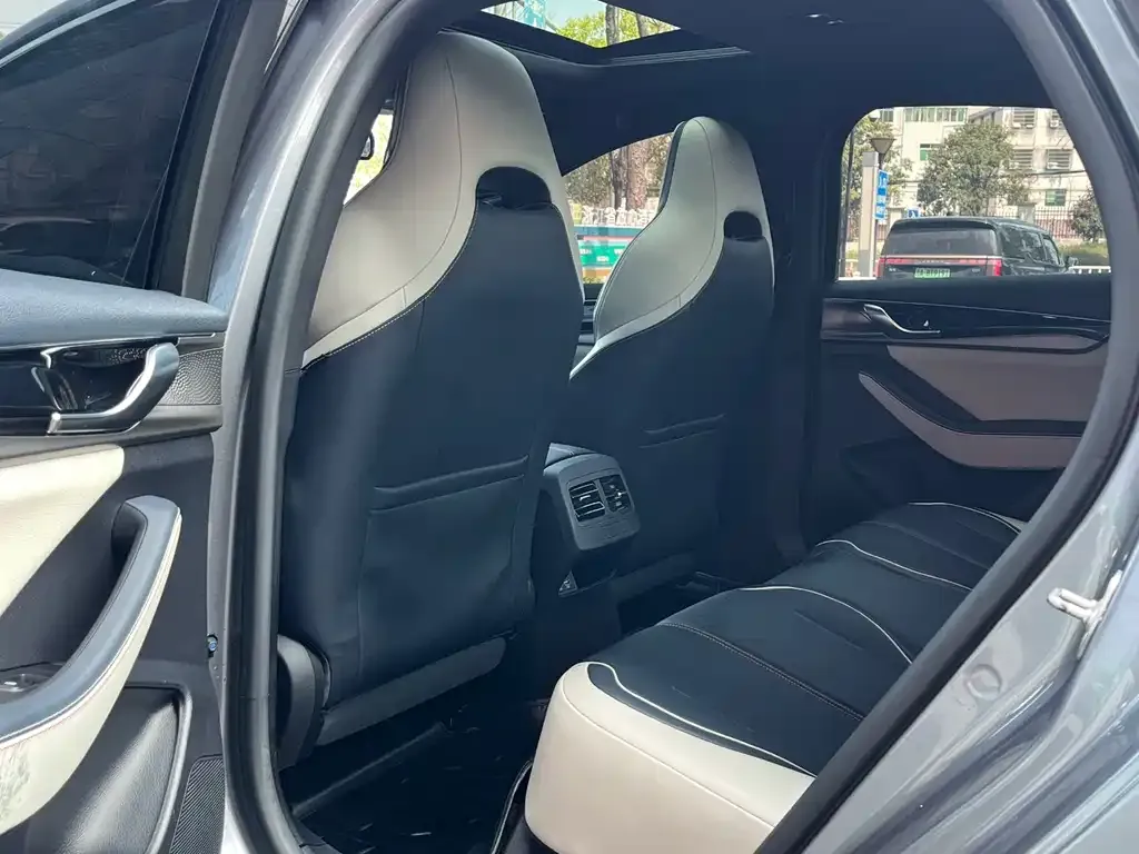 BYD Qin PLUS 2022 из CN, фото 5