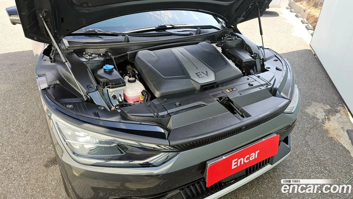 Kia EV6 — фото 10