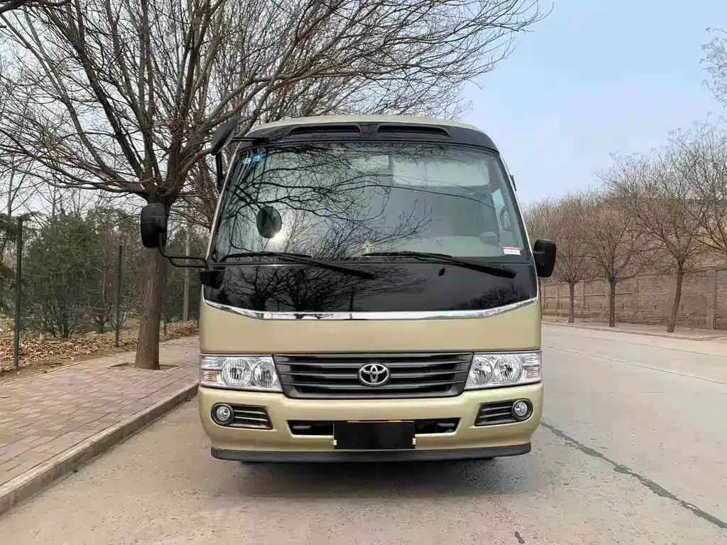 Toyota Coaster 2023 из CN, фото 10