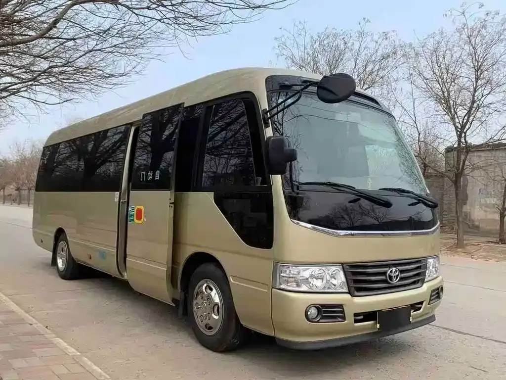 Toyota Coaster 2023 из CN, фото 5