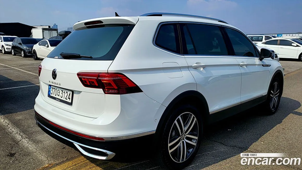 Volkswagen Tiguan — фото 5