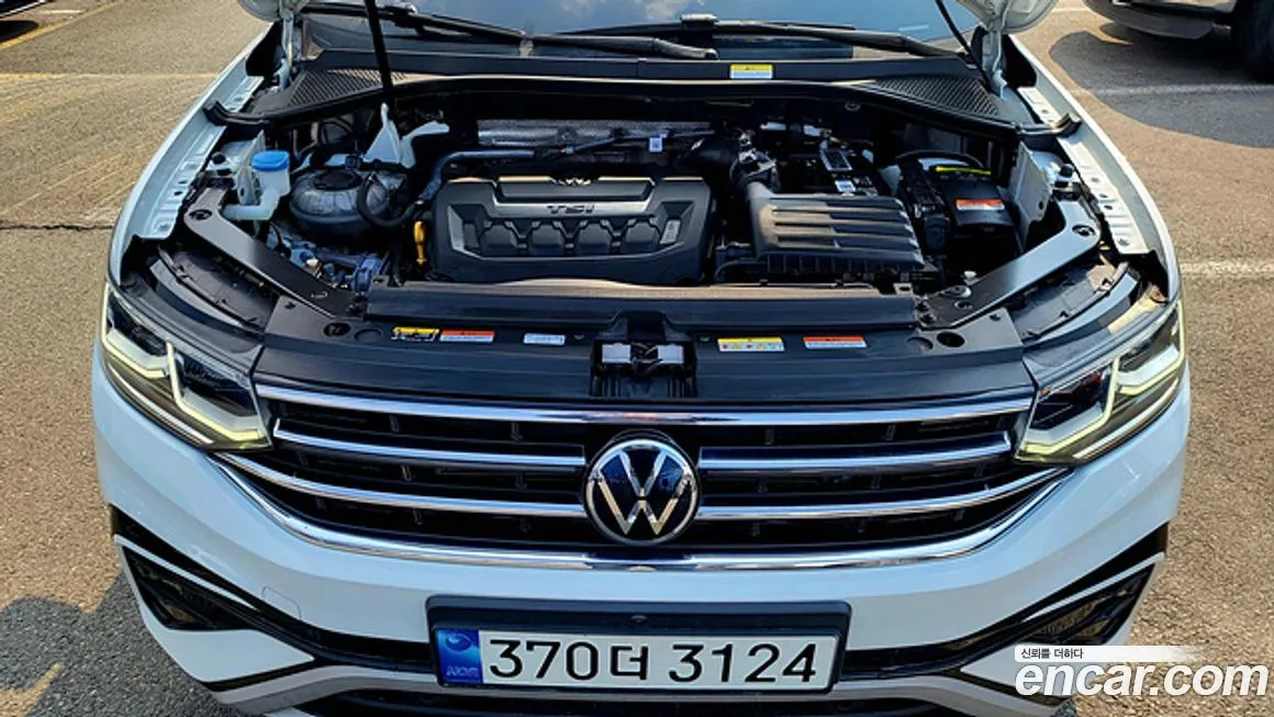 Volkswagen Tiguan — фото 4