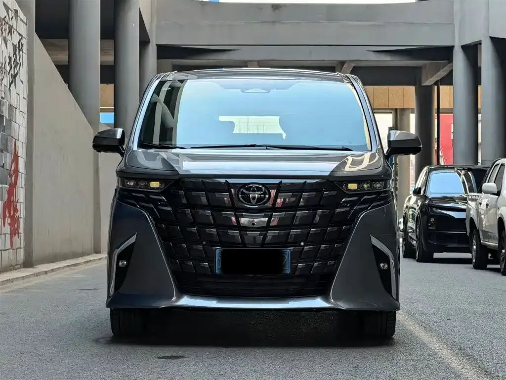 Toyota Alphard 2026 из CN, фото 7