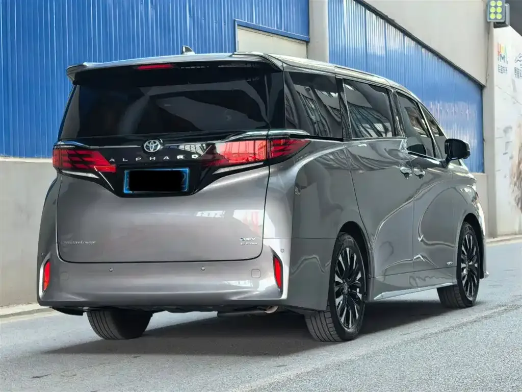 Toyota Alphard 2026 из CN, фото 10