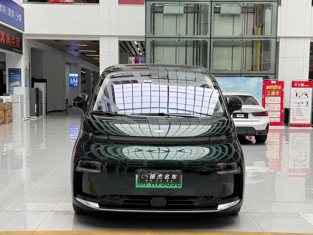 Geely Yizhen L380 2025 из CN, фото 2