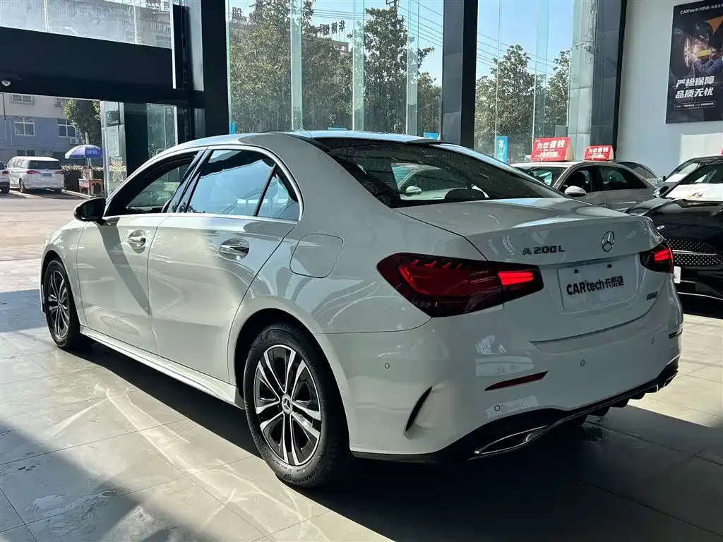 Mercedes-Benz A-Class — фото 6