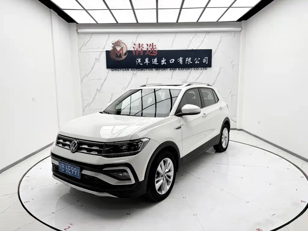 Volkswagen T-Cross — фото 1