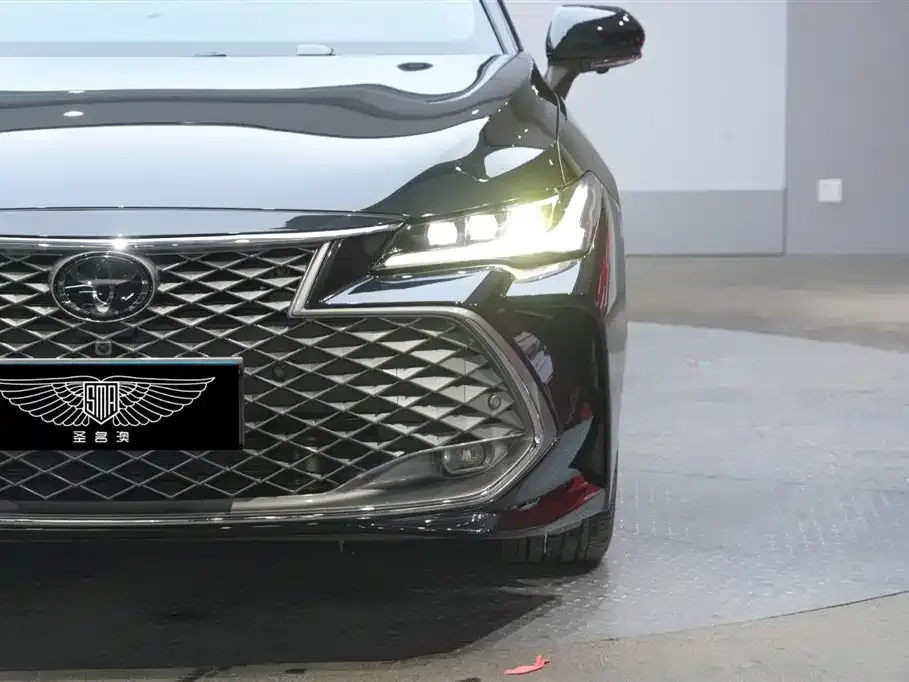 Toyota Avalon 2024 из CN, фото 2