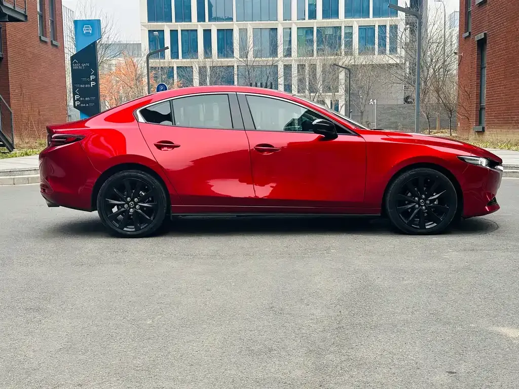 Mazda 3 Axela — фото 8