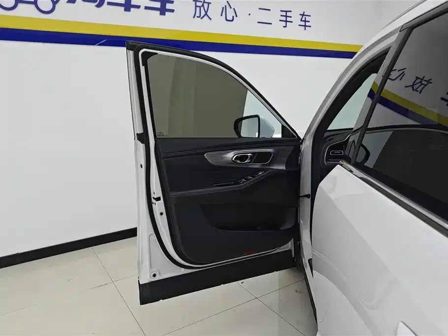 GAC Motor Trumpchi GS8 — фото 8