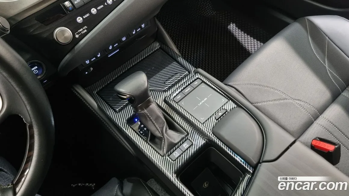 Lexus ES 2021 из KR, фото 9