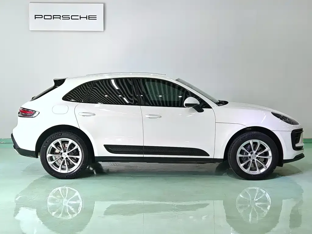 Porsche Macan — фото 6