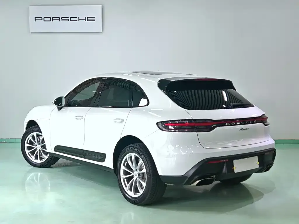 Porsche Macan — фото 8
