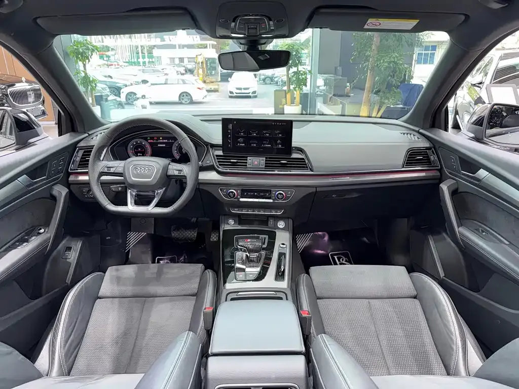 Audi Q5L Sportback — фото 2