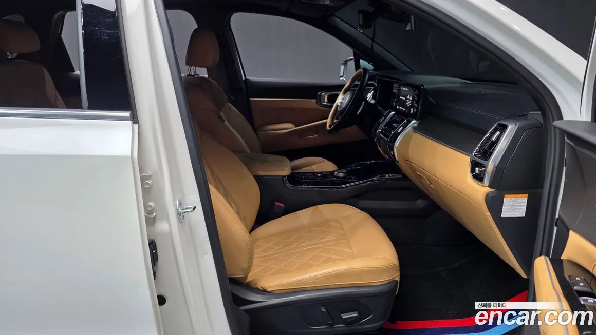 Kia Sorento — фото 7