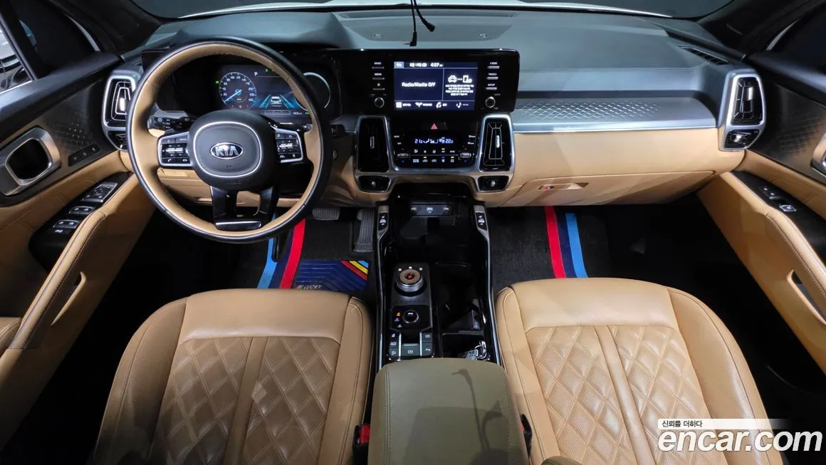 Kia Sorento — фото 5