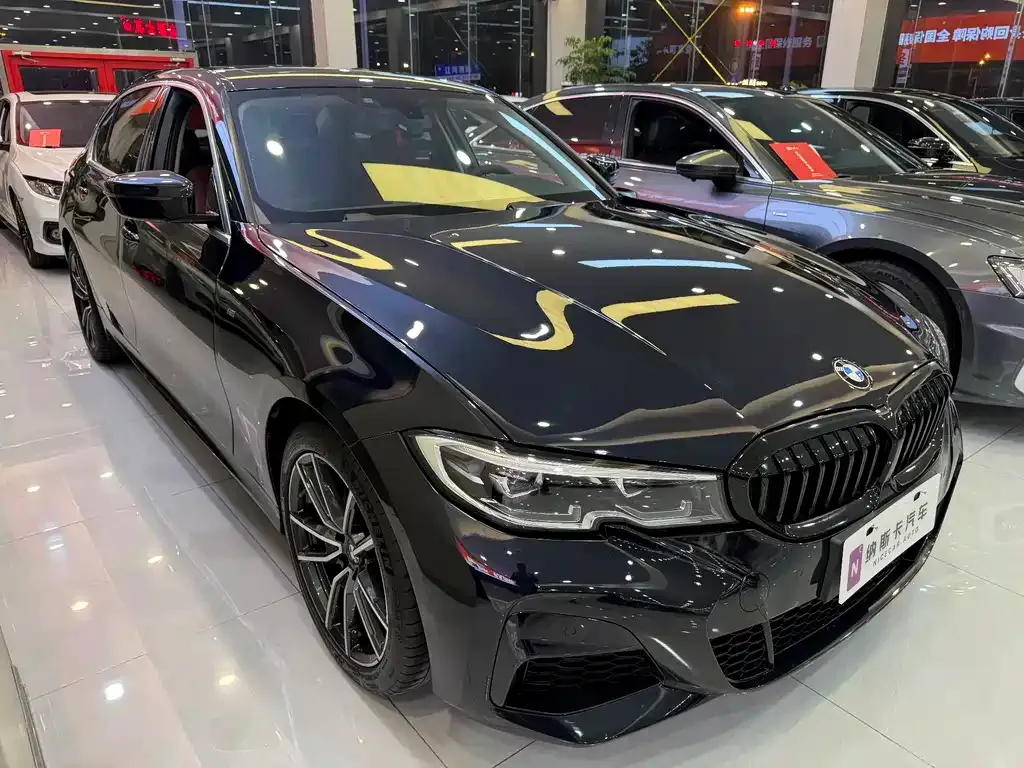 BMW 3 Series 2021 из CN, фото 10