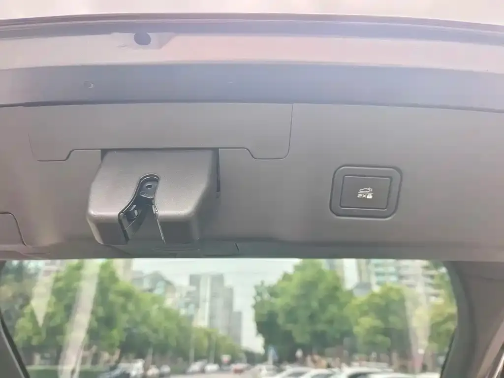 Changan UNI-V 2022 из CN, фото 2