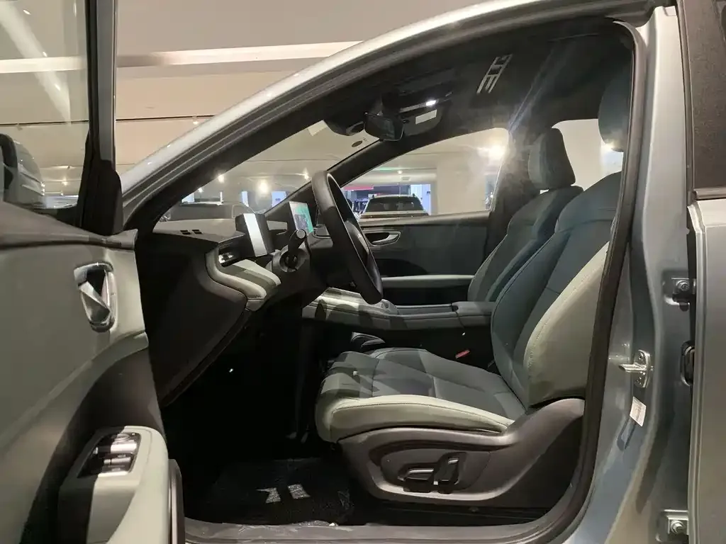 Roewe D6 2025 из CN, фото 7