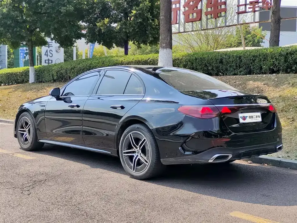 Mercedes-Benz E-Class (Import) — фото 9