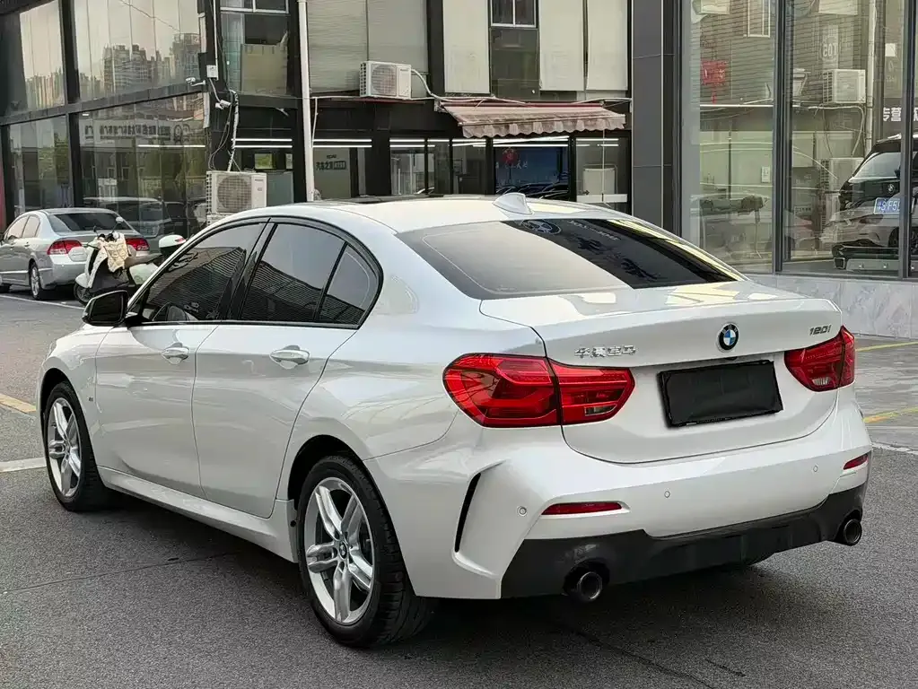 BMW 1 Series — фото 10
