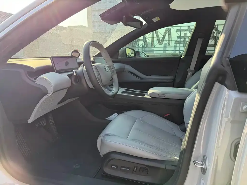 NIO ET5T 2025 из CN, фото 4