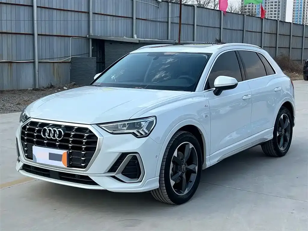 Audi Q3 2022 из CN, фото 1