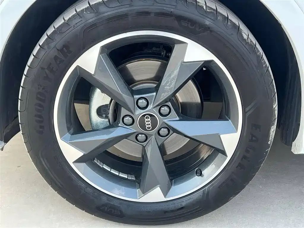 Audi Q3 2022 из CN, фото 8