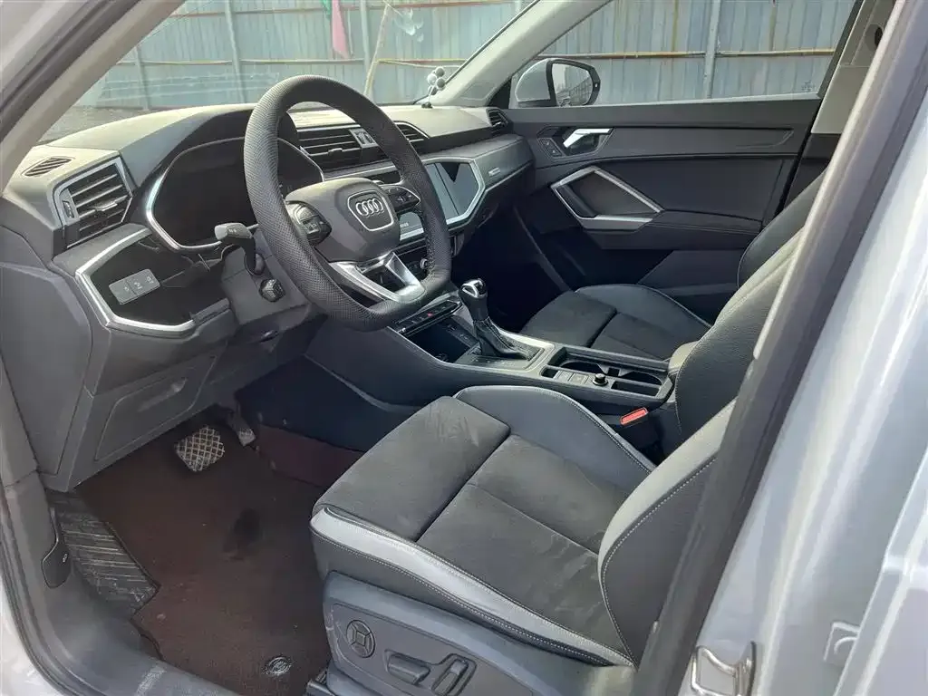 Audi Q3 2022 из CN, фото 3