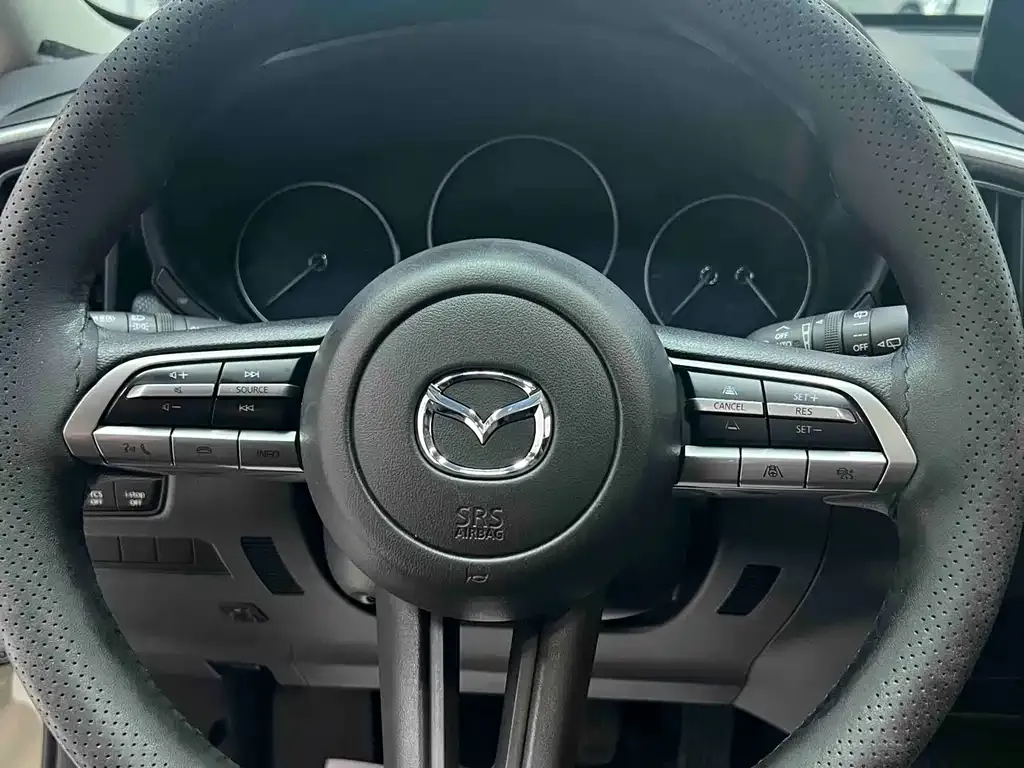 Mazda CX-50 2023 из CN, фото 5