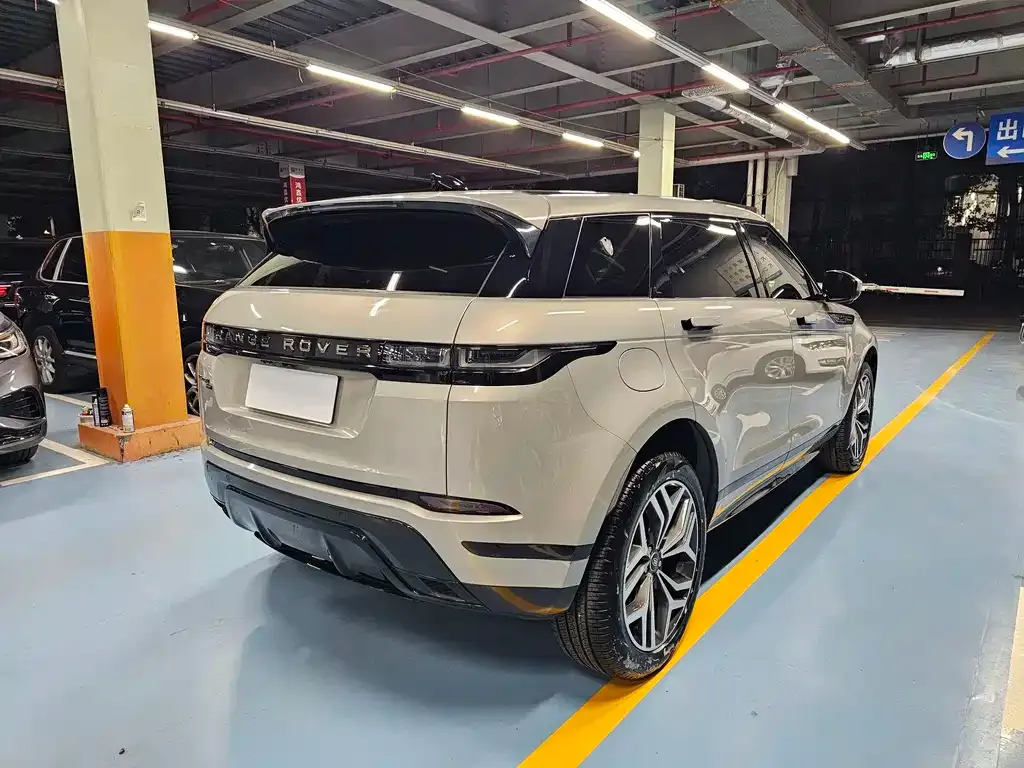 Land Rover Evoque — фото 9