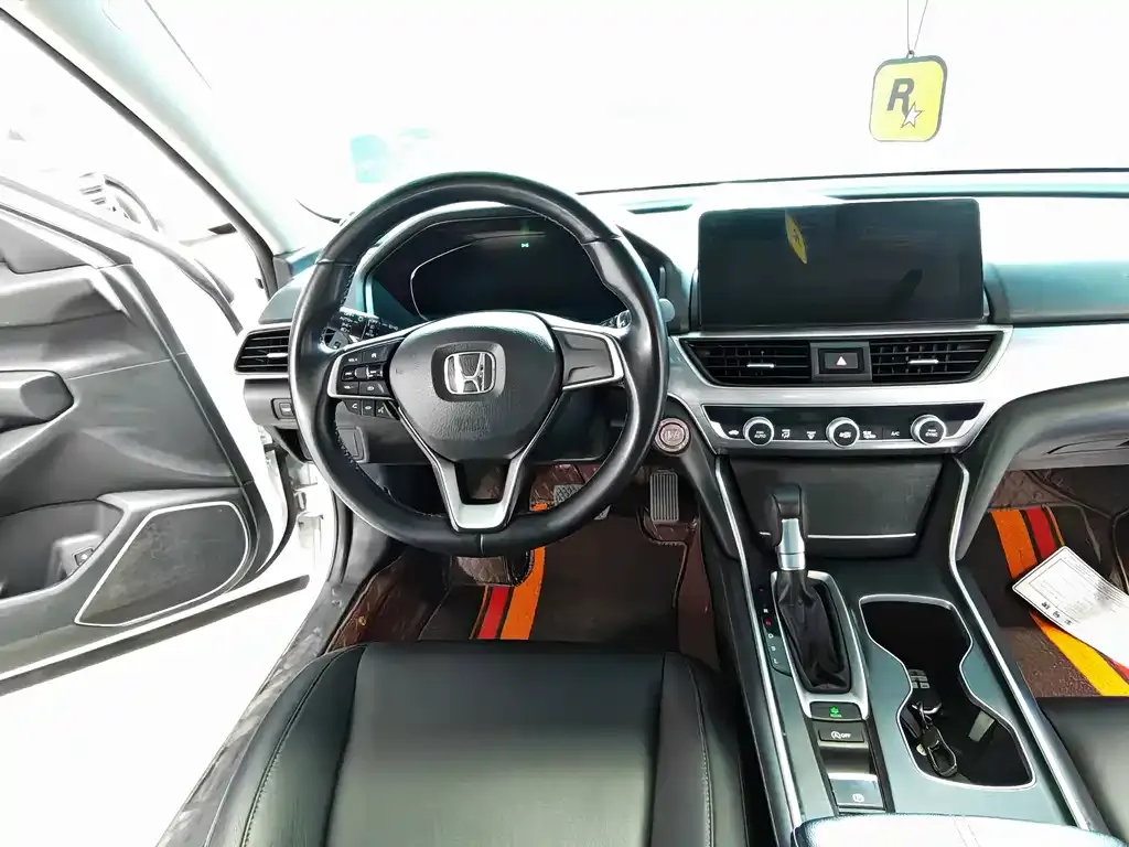 Honda Accord — фото 6