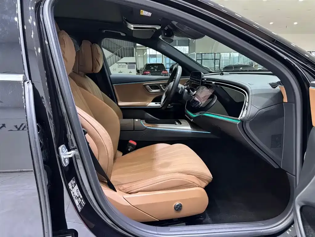 Mercedes-Benz E-Class New Energy — фото 3
