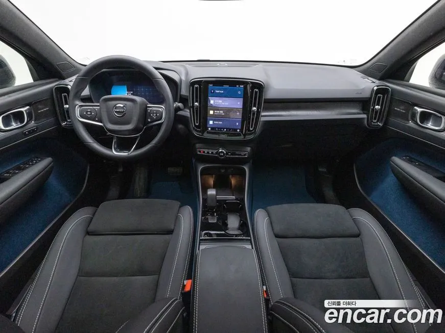 Volvo C40 2024 из KR, фото 7