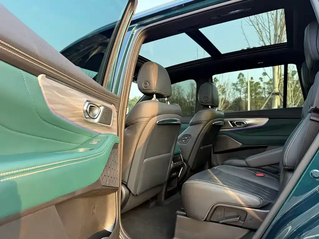 GAC Motor Trumpchi GS8 — фото 6