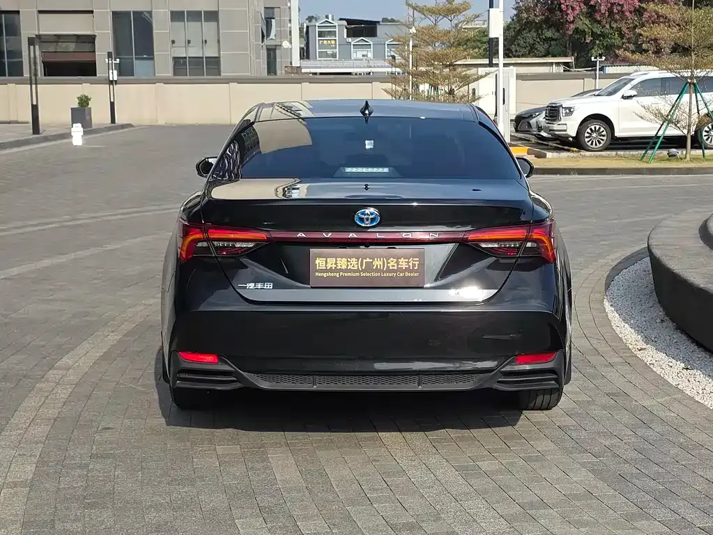 Toyota Avalon 2022 из CN, фото 6