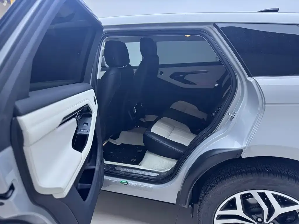 Land Rover Evoque — фото 7