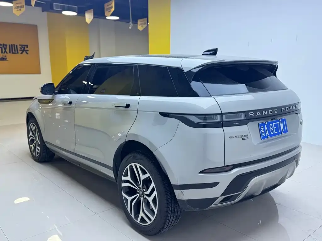 Land Rover Evoque — фото 5