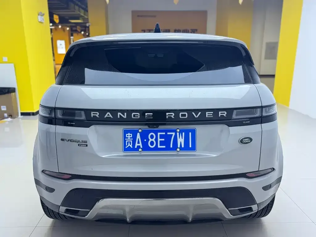 Land Rover Evoque — фото 6