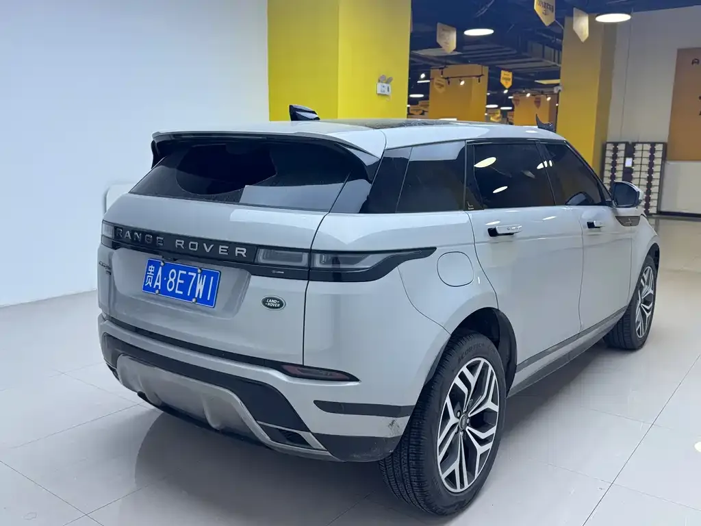 Land Rover Evoque — фото 9