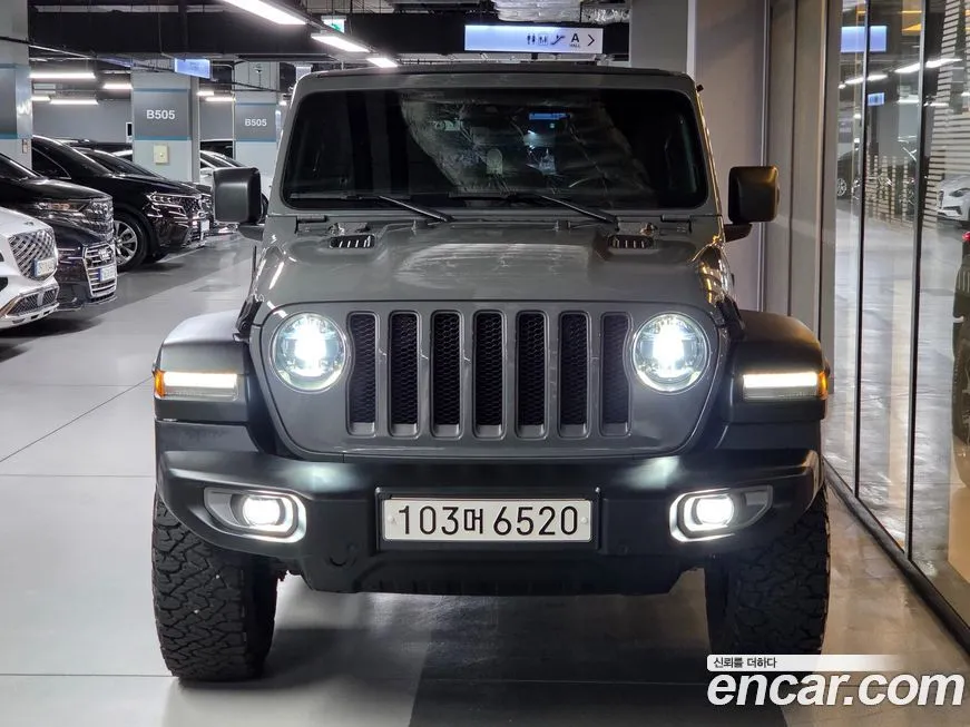 Jeep Wrangler — фото 4