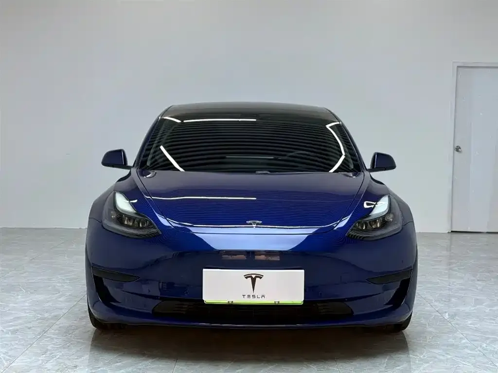 Tesla Model 3 — фото 2