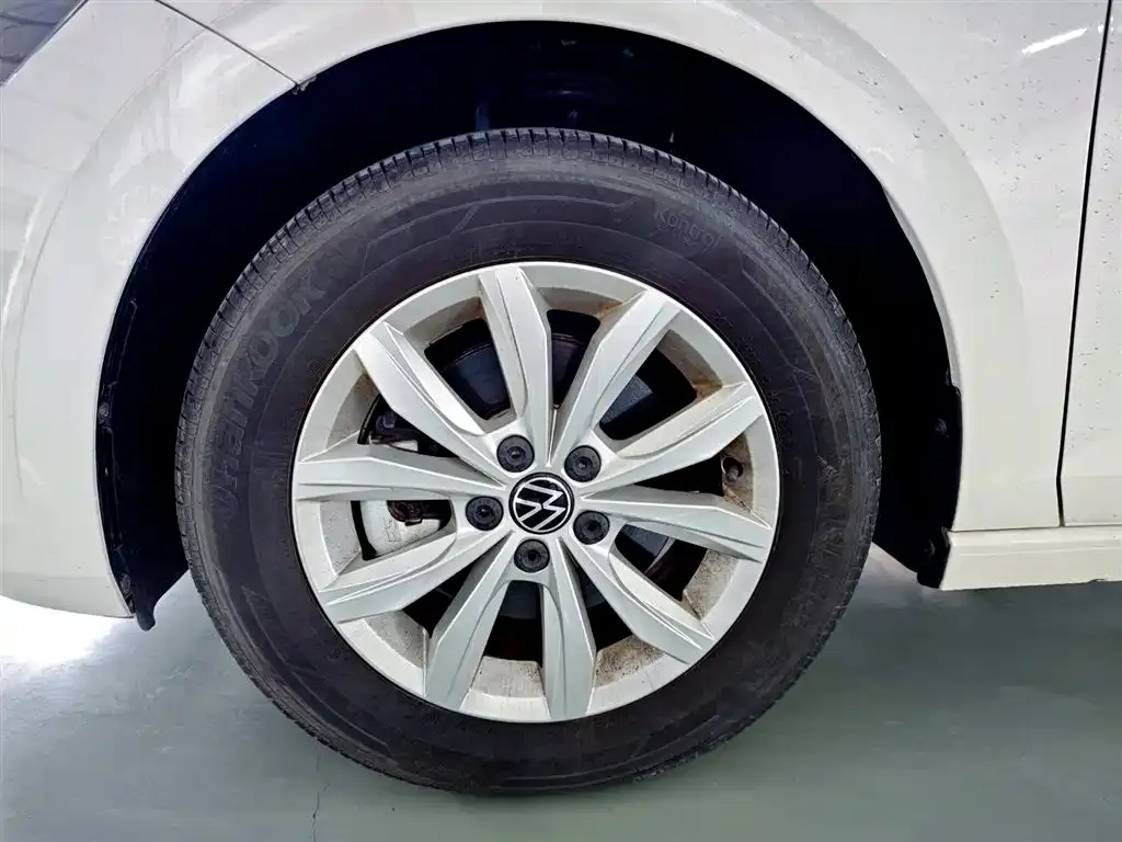 Volkswagen Polo 2021 из CN, фото 10