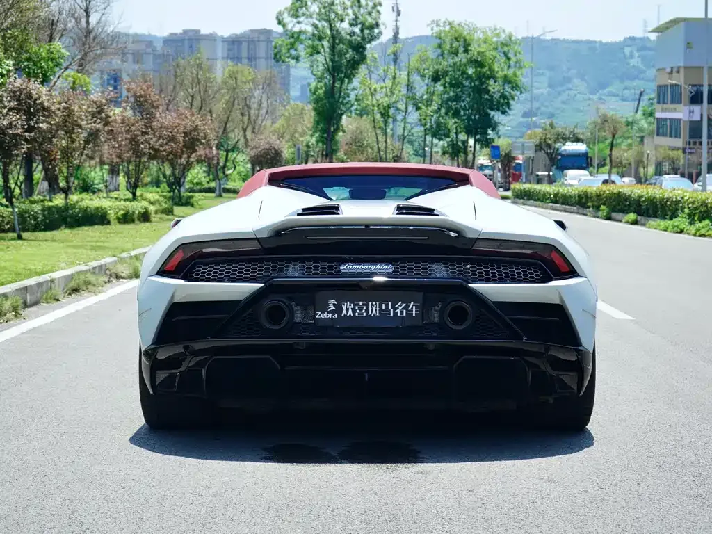 Lamborghini Huracan — фото 8