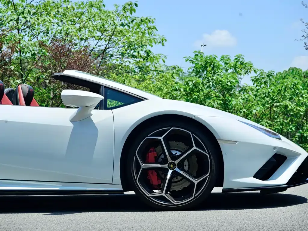 Lamborghini Huracan — фото 10