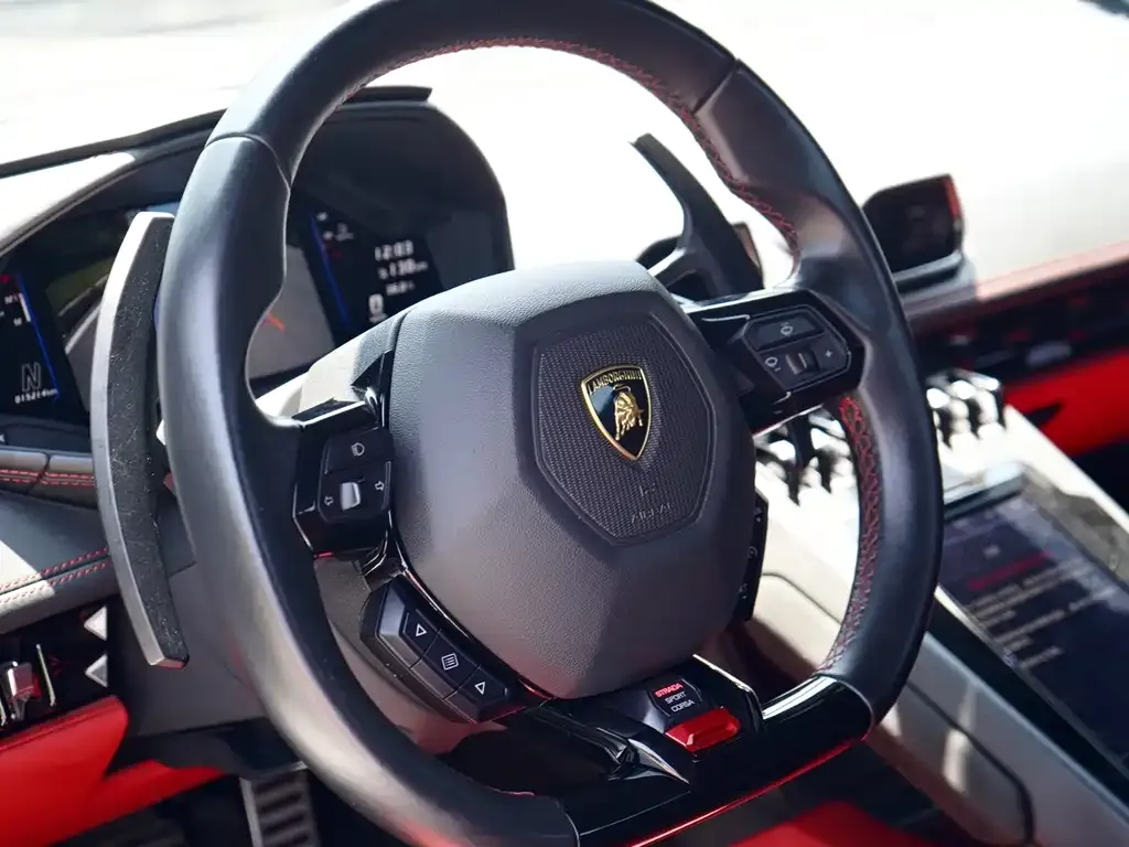 Lamborghini Huracan — фото 2
