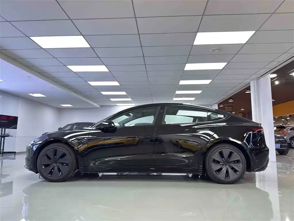 Tesla Model 3 2023 из CN, фото 7